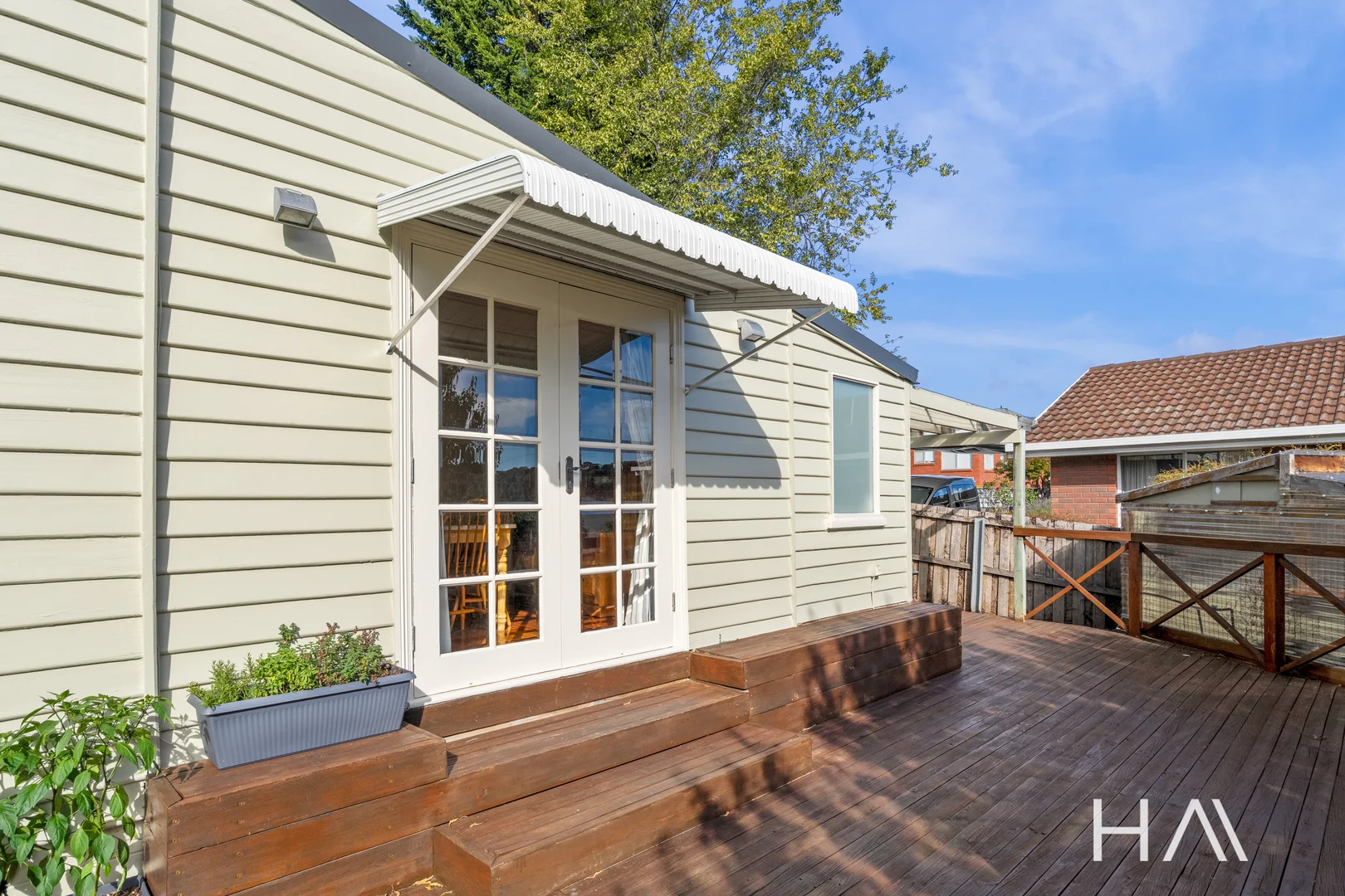 Additional image 30 of 96 Giblin Street, Lenah Valley TAS 7008