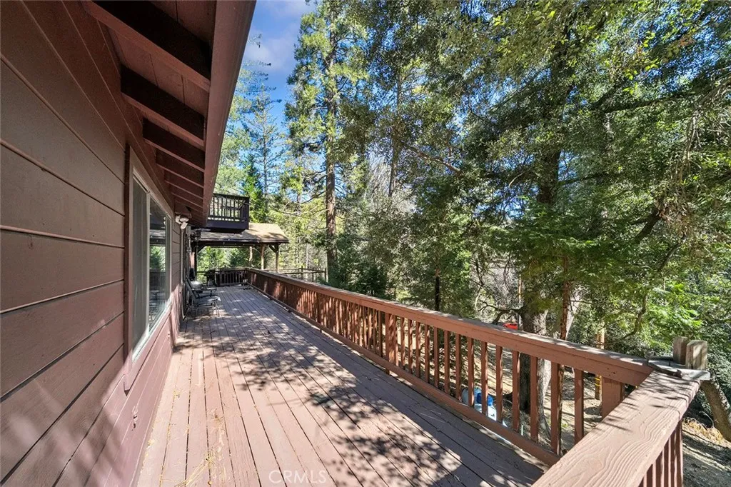 Additional image 20 of 330 Canyon Drive, Cedarpines Park, CA 92322