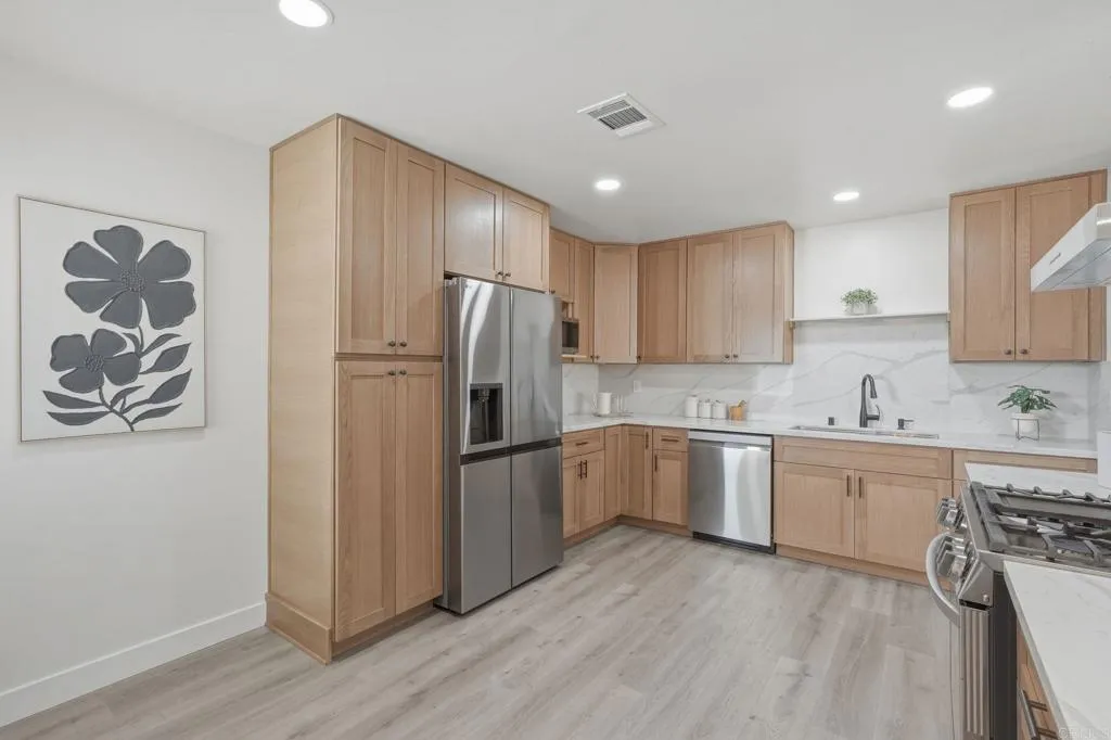 Additional image 8 of 8034 skyline dr, San Diego, CA 92114
