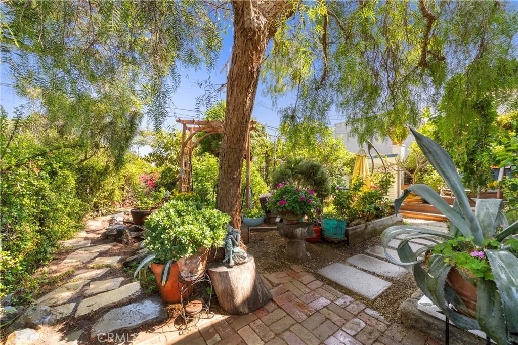 Additional image 53 of 628 W 10th Street, Long Beach, CA 90813