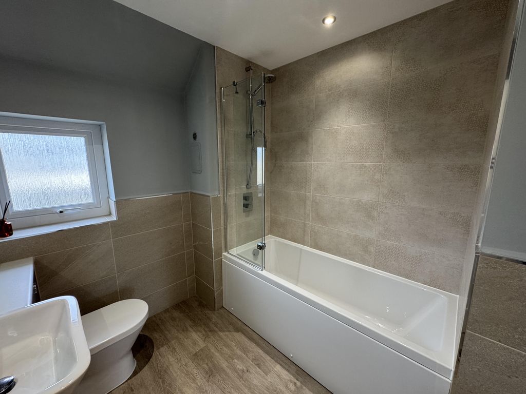 Additional image 33 of 3 bed semi-detached house to rent3 Strathgray Wynd, Dundee DD2