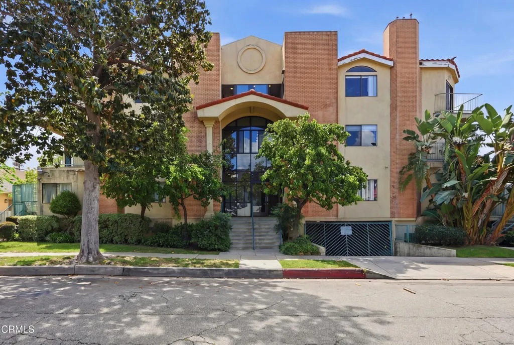 Additional image 2 of 450 W Dryden Street Unit 303, Glendale, CA 91202