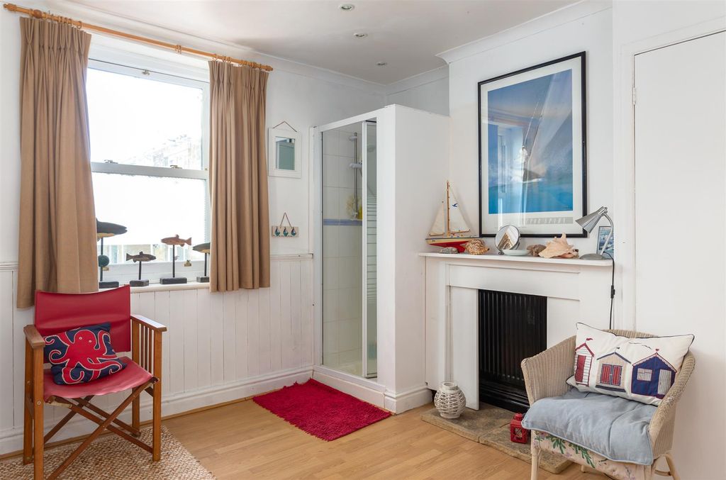 Additional image 15 of 5 bed property for saleBonchurch, Isle Of Wight PO38