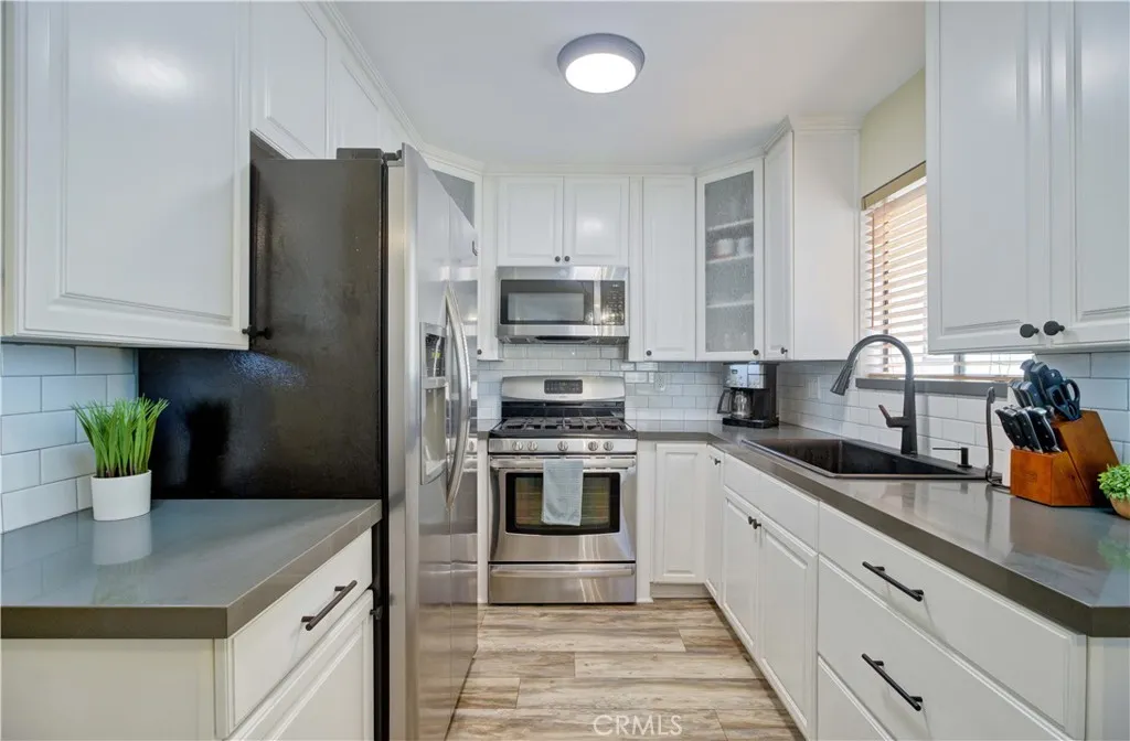 Additional image 3 of 4110 Elm Avenue Unit 203, Long Beach, CA 90807