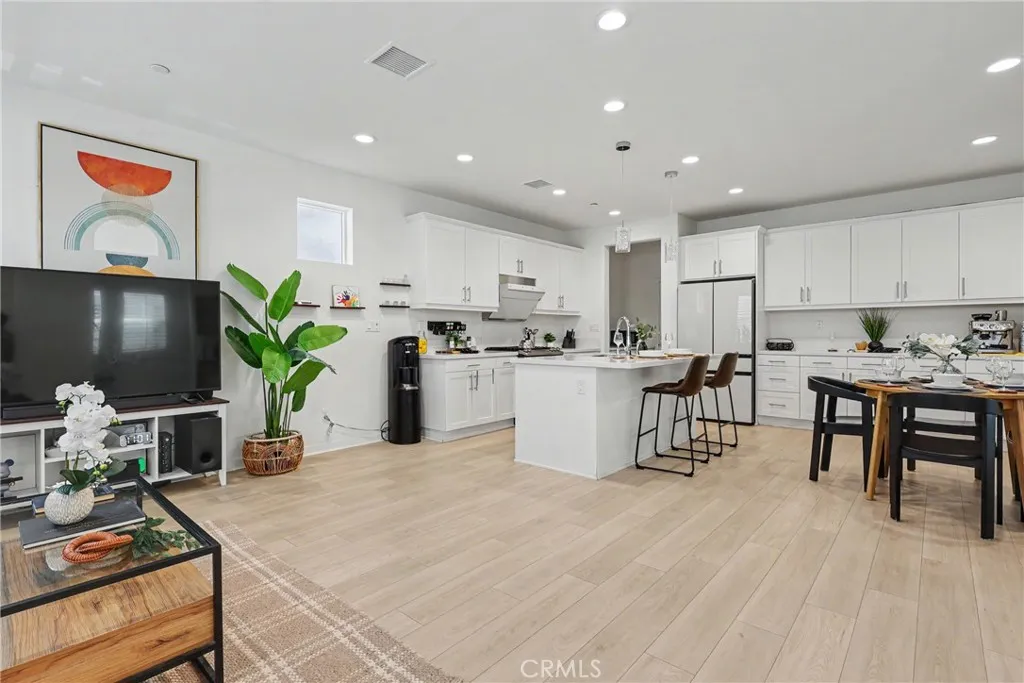 Additional image 3 of 6914 Stonecrop Ln, Fontana, CA 92336