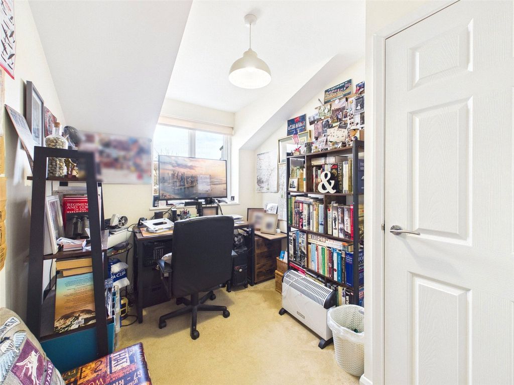 Additional image 5 of 3 bed terraced house to rentCamden Terrace, Weston-Super-Mare, North Somerset BS23