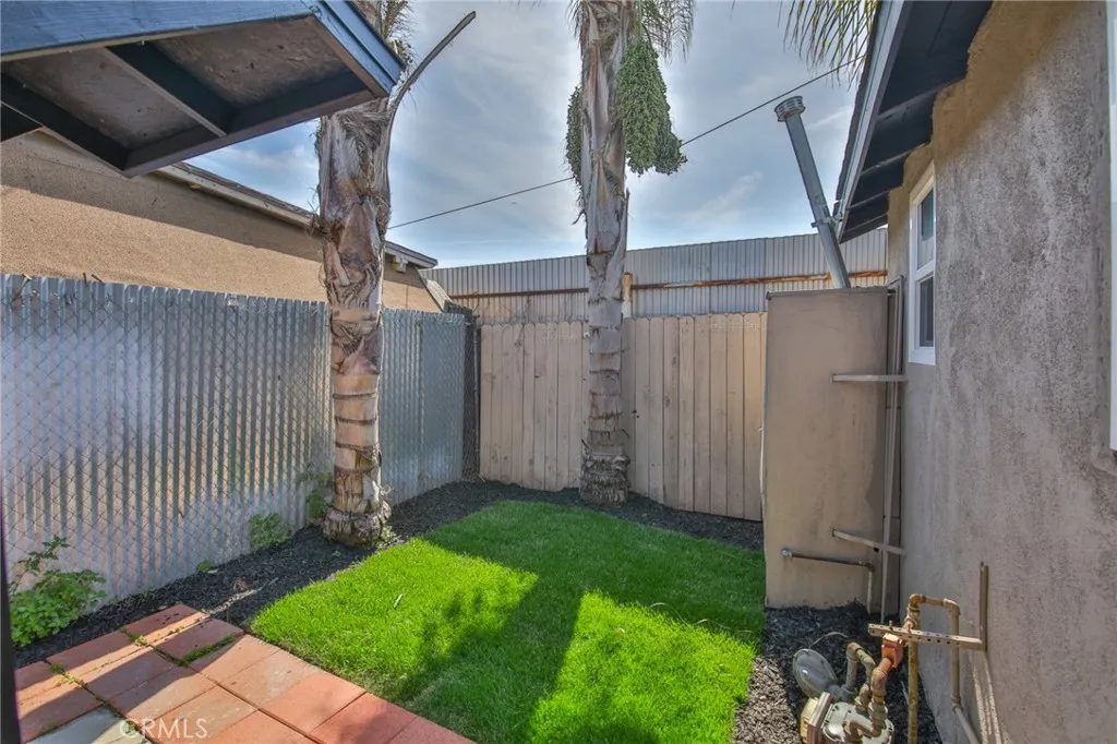 Additional image 60 of 1712 E 57th St, Los Angeles, CA 90058