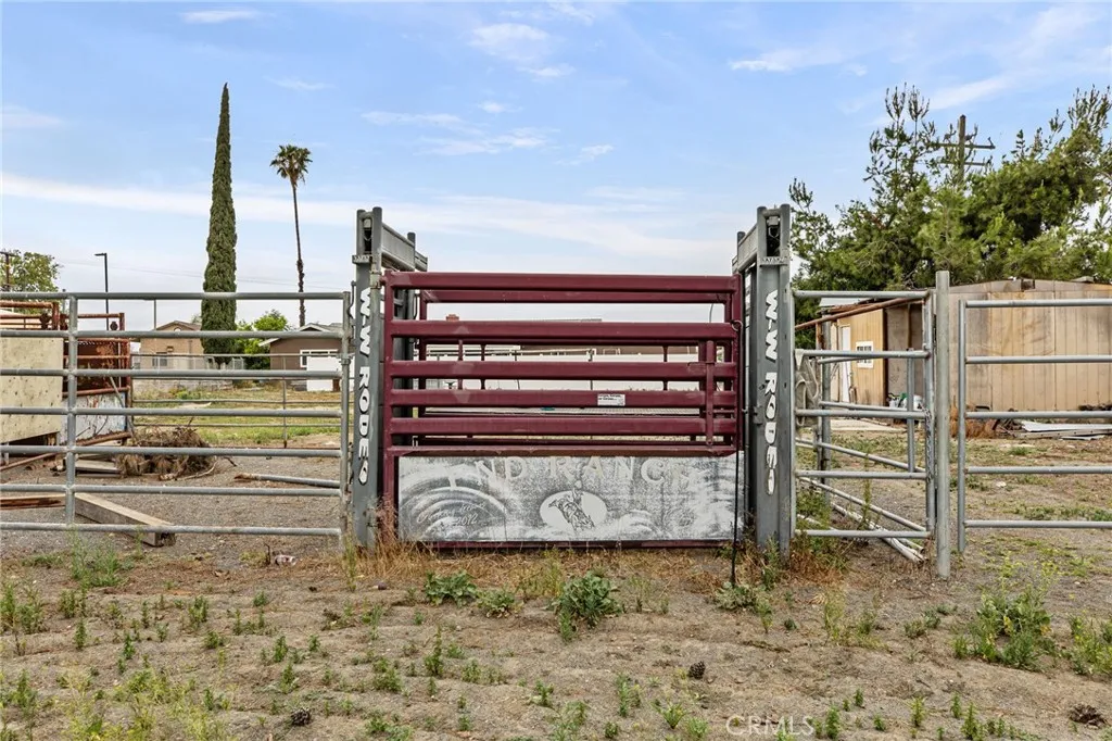 Additional image 127 of 3998 Bluff St, Norco, CA 92860