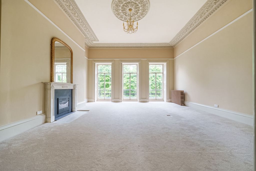 Additional image 3 of 2 bed flat to rentGrosvenor Place, Larkhall, Bath BA1