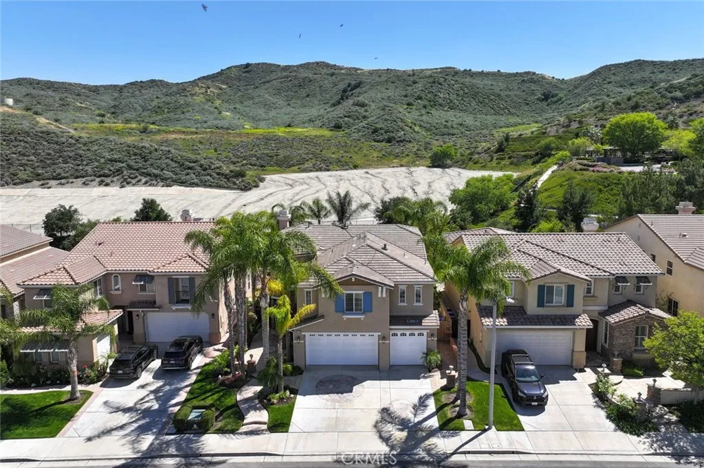 Additional image 120 of 17526 Dove Willow Street, Canyon Country, CA 91387