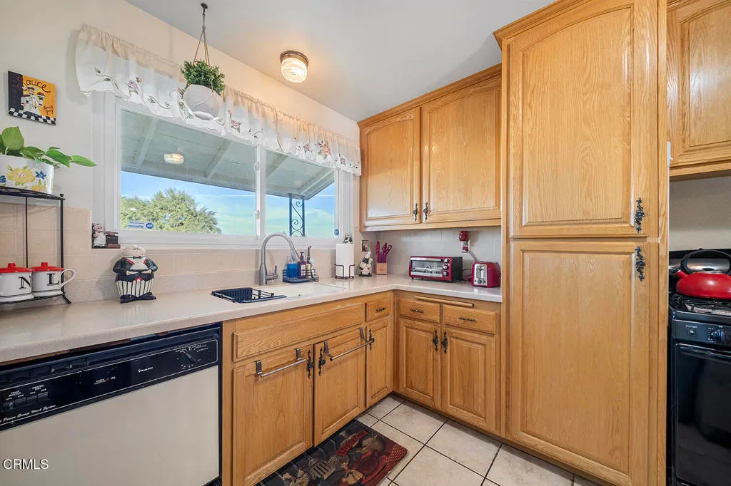 Additional image 9 of 510 S Lyon Avenue, Hemet, CA 92543