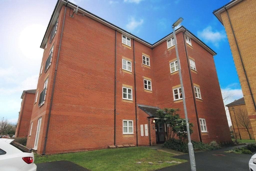 2 bed flat to rentLentworth Court, Aigburth, Liverpool, Merseyside L17