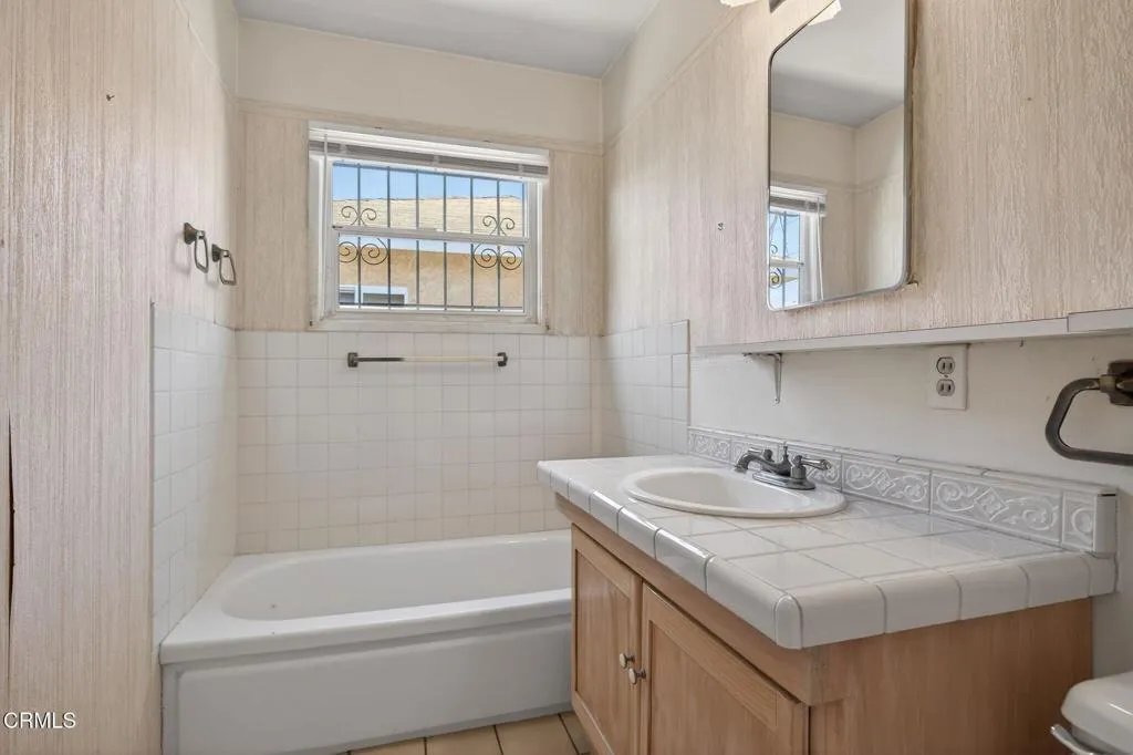Additional image 13 of 622 E Poplar Street, Oxnard, CA 93033