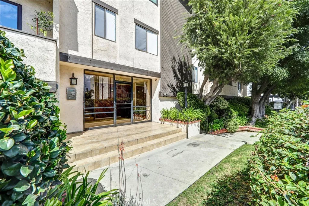Additional image 55 of 5805 Whitsett Avenue Unit 201, Valley Village, CA 91607