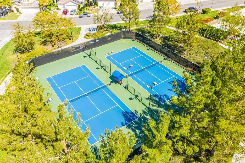 Additional image 75 of 23327 Summerglen Place, Valencia, CA 91354