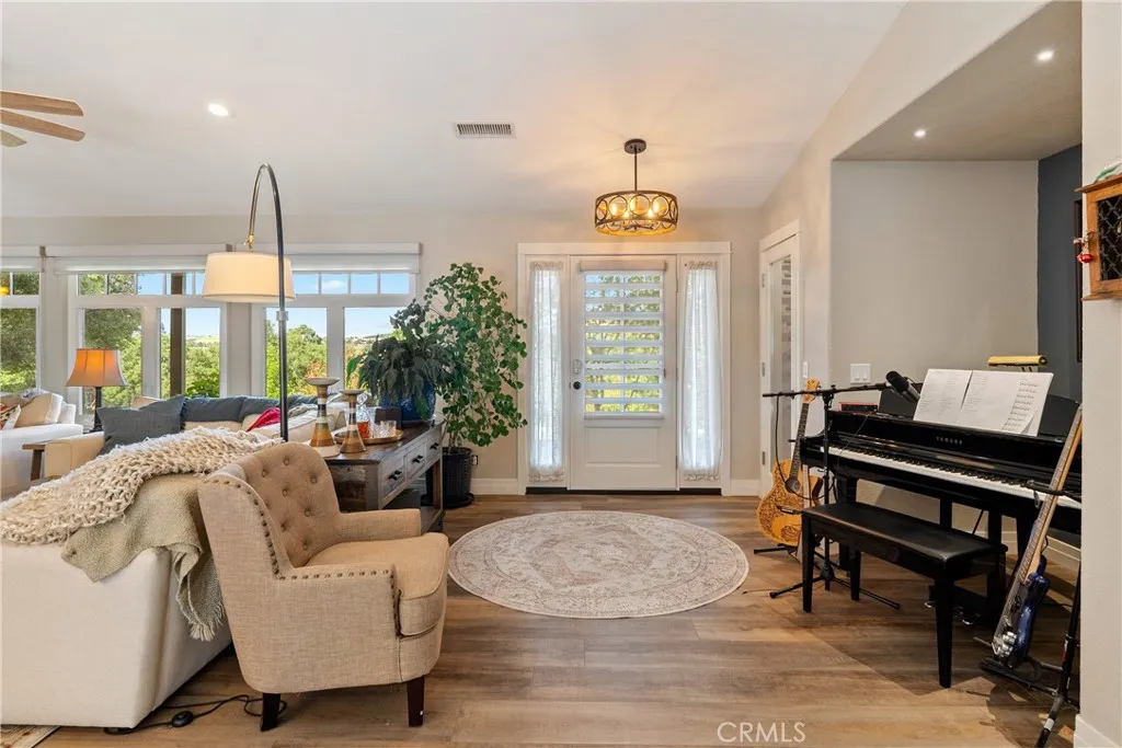 Additional image 14 of 4010 Traffic Way, Atascadero, CA 93422