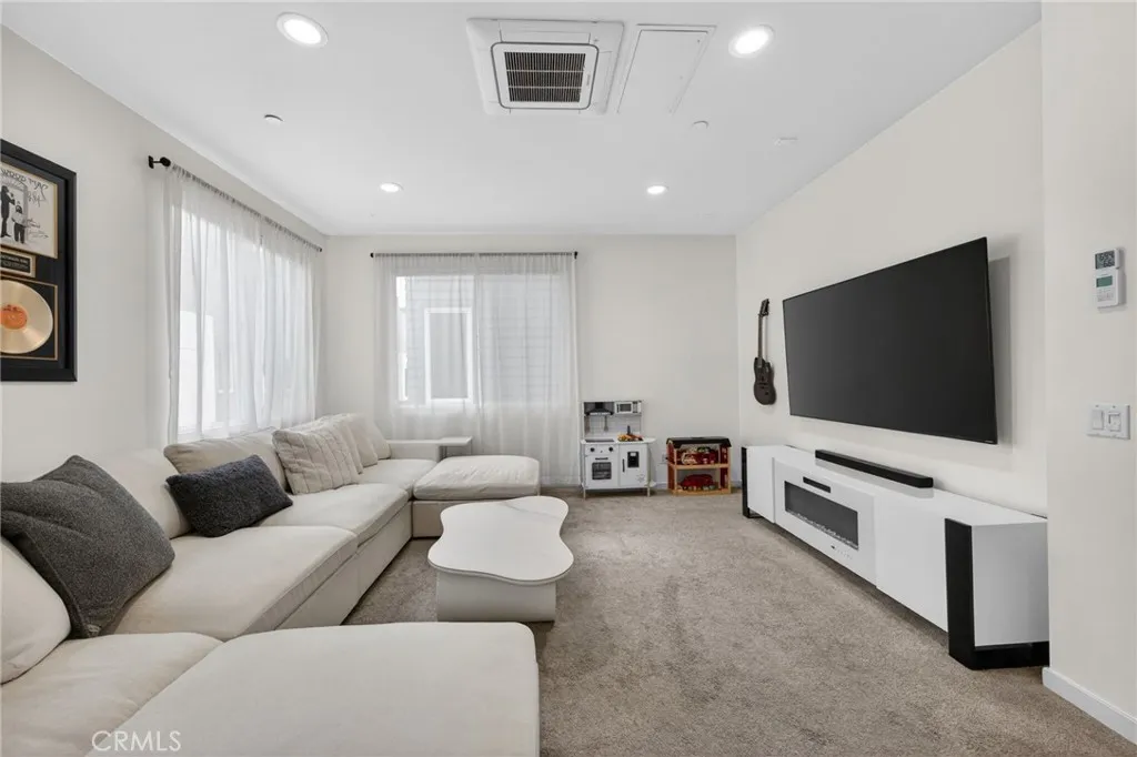 Additional image 76 of 821 Brickyard, Costa Mesa, CA 92627
