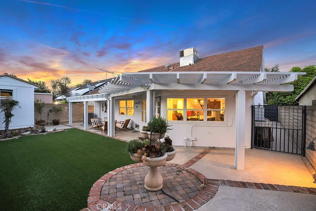 Additional image 80 of 6305 Crebs Ave, Tarzana, CA 91335