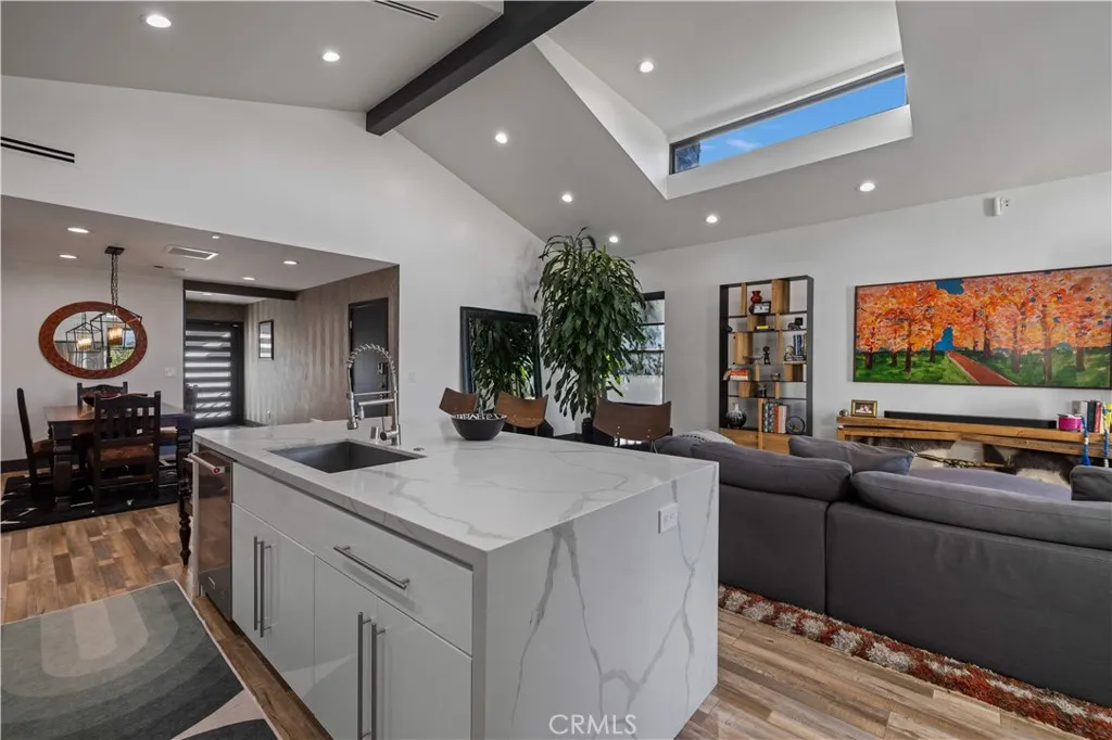 Additional image 32 of 17929 Martha Street, Encino, CA 91316