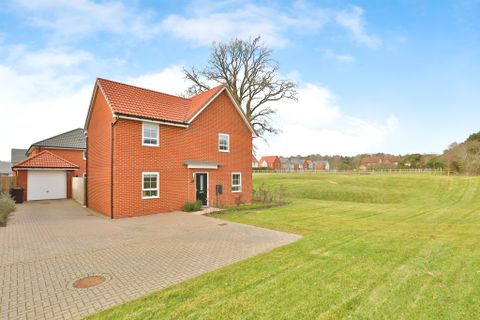 Woolhouse Way, Cringleford, Norwich NR4