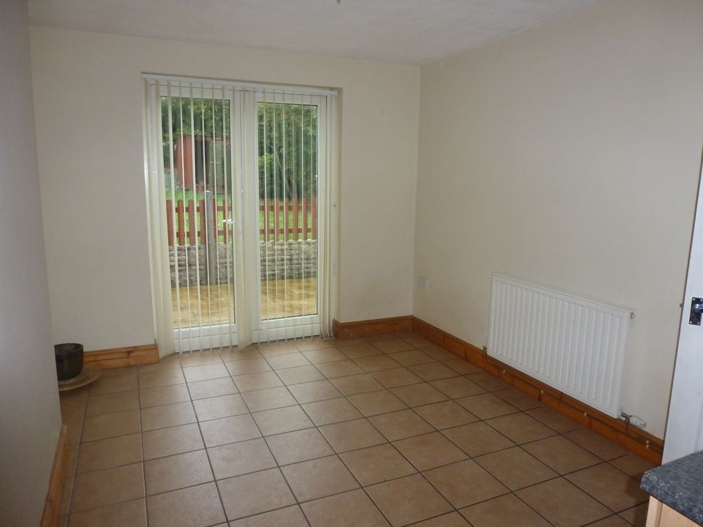 Additional image 4 of 3 bed semi-detached house to rentHeol Cadfan, Coedpoeth LL11