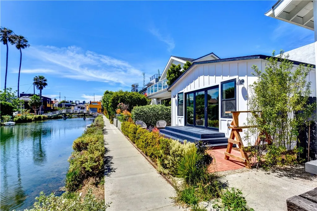 Additional image 85 of 223 Howland Canal Ct, Venice, CA 90291