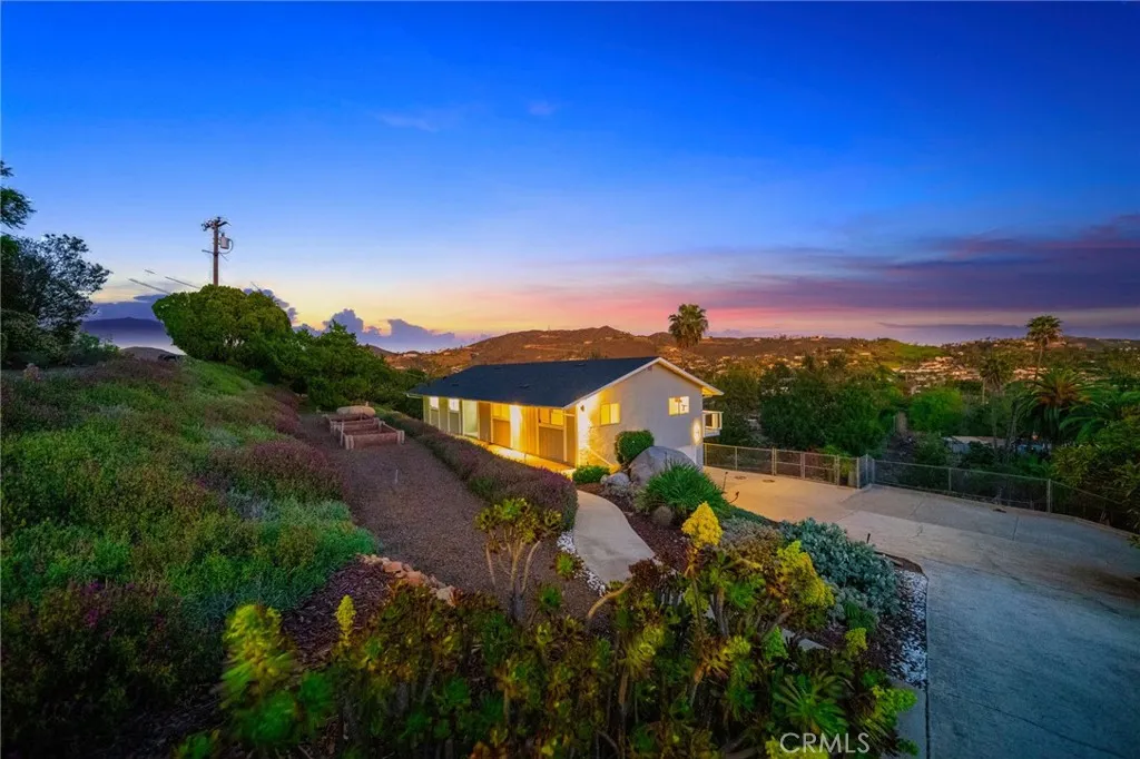 Additional image 3 of 358 Sunrise Circle, Vista, CA 92084