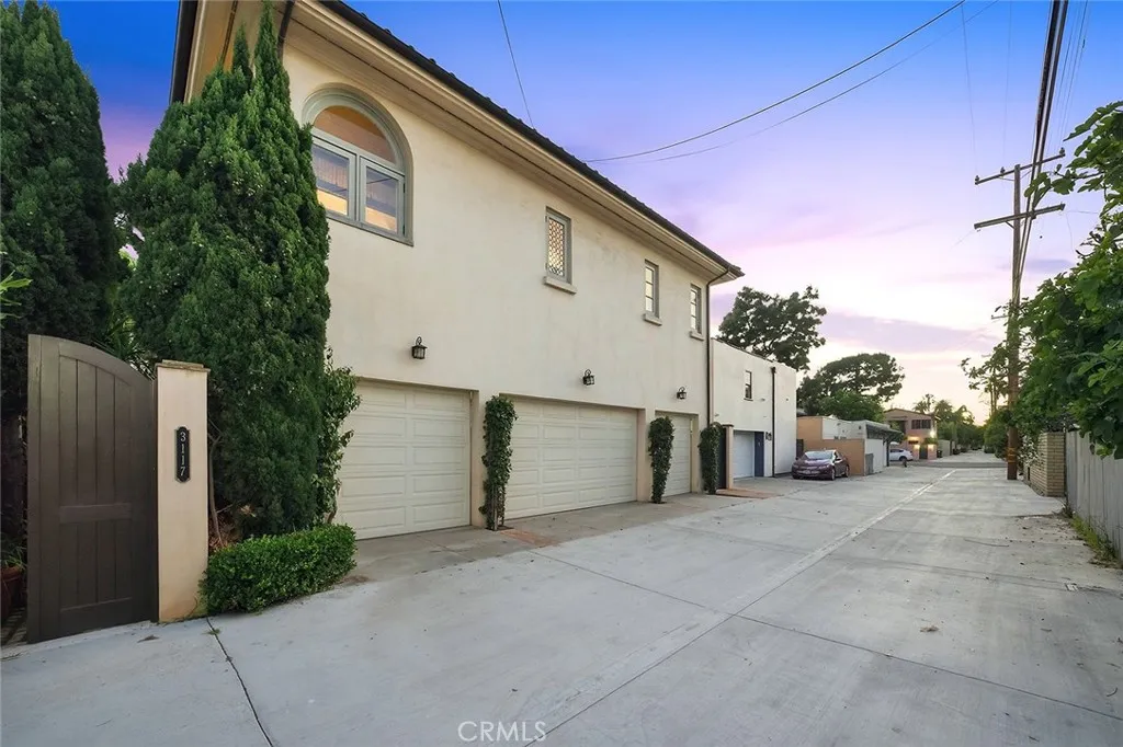 3117 E 1st Street, Long Beach, CA 90803