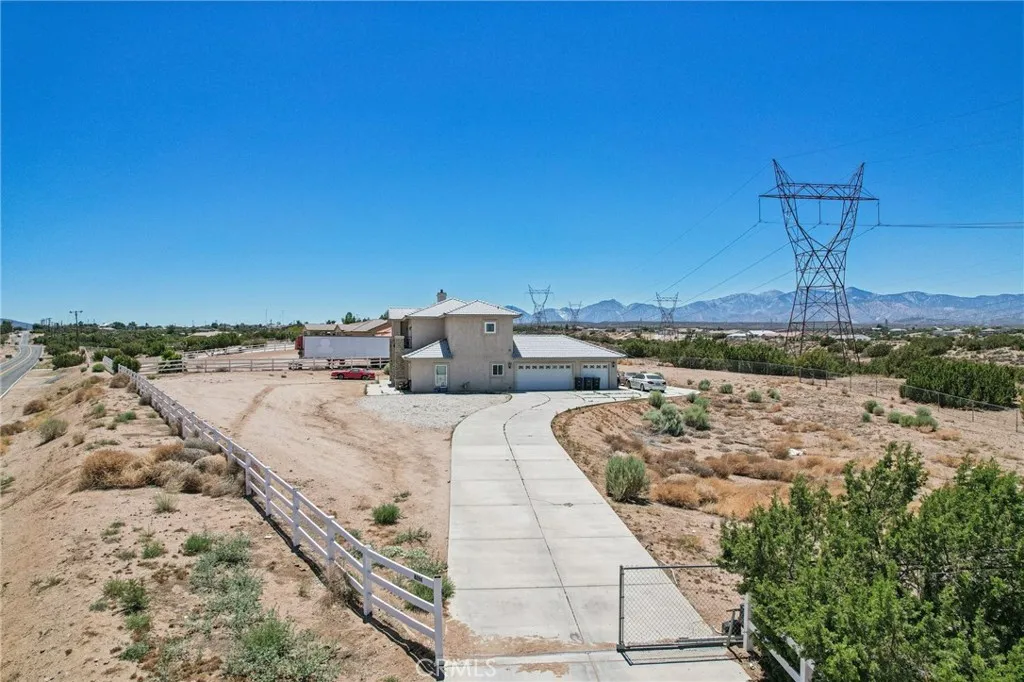Additional image 35 of 8294 Aster Road, Oak Hills, CA 92344