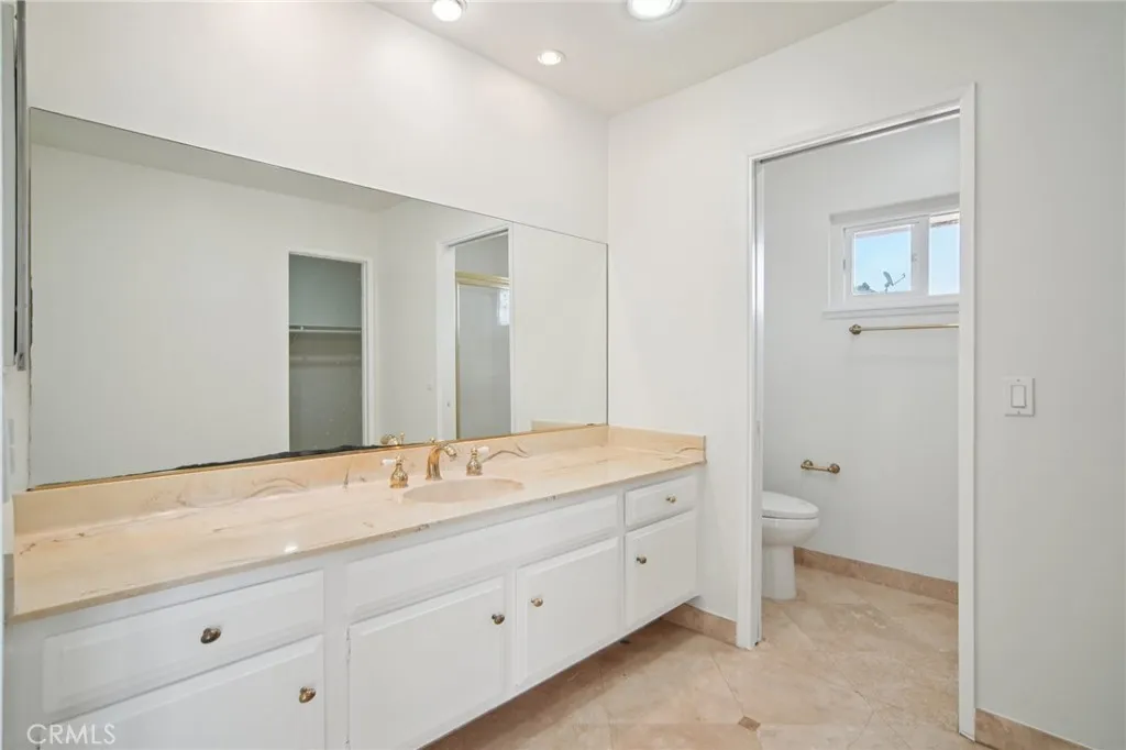 Additional image 29 of 1070 Visalia Dr, Costa Mesa, CA 92626