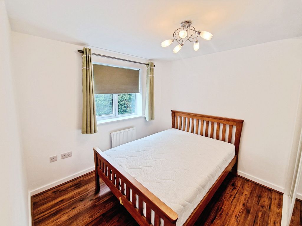 Additional image 7 of 5 bed property to rentMollis Close, Peterborough PE2