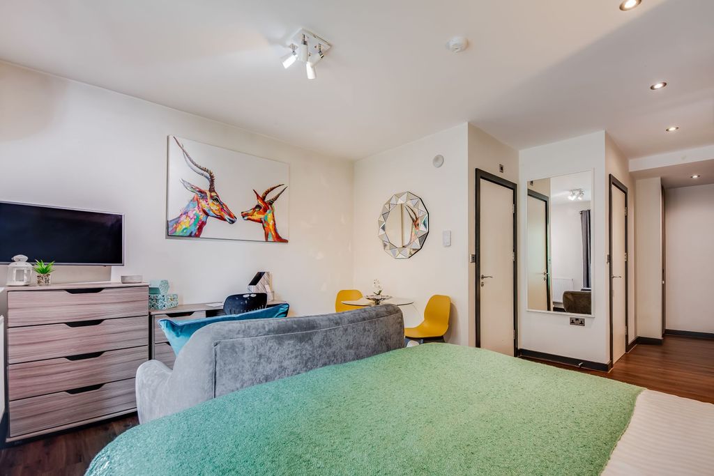 Additional image 2 of 1 bed flat to rentCardigan Lane, Leeds LS4