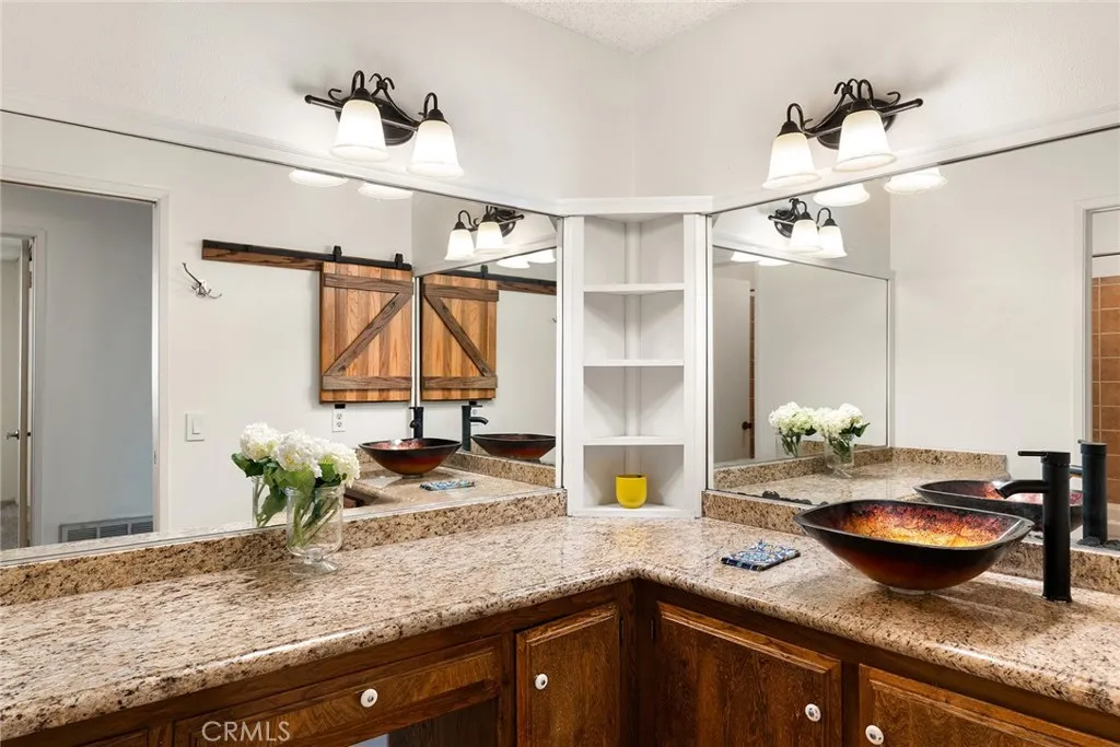 Additional image 23 of 43946 Galion Ave, Lancaster, CA 93536