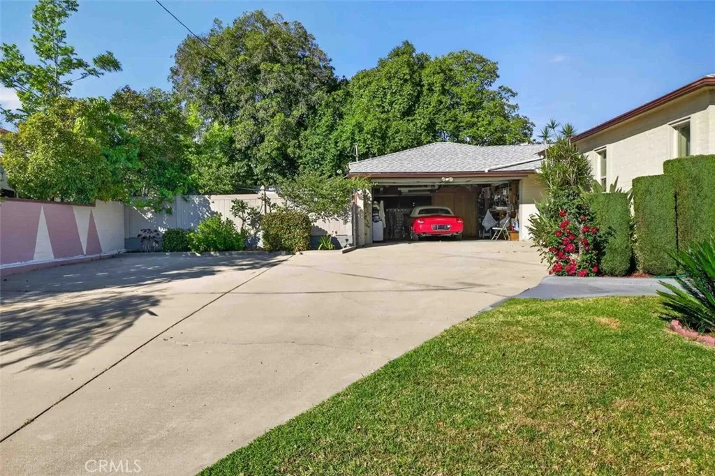 Additional image 32 of 820 S Kenneth, Burbank, CA 91501