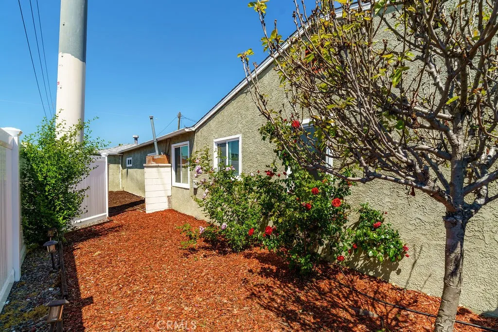 5039 W 132nd Street, Hawthorne, CA 90250