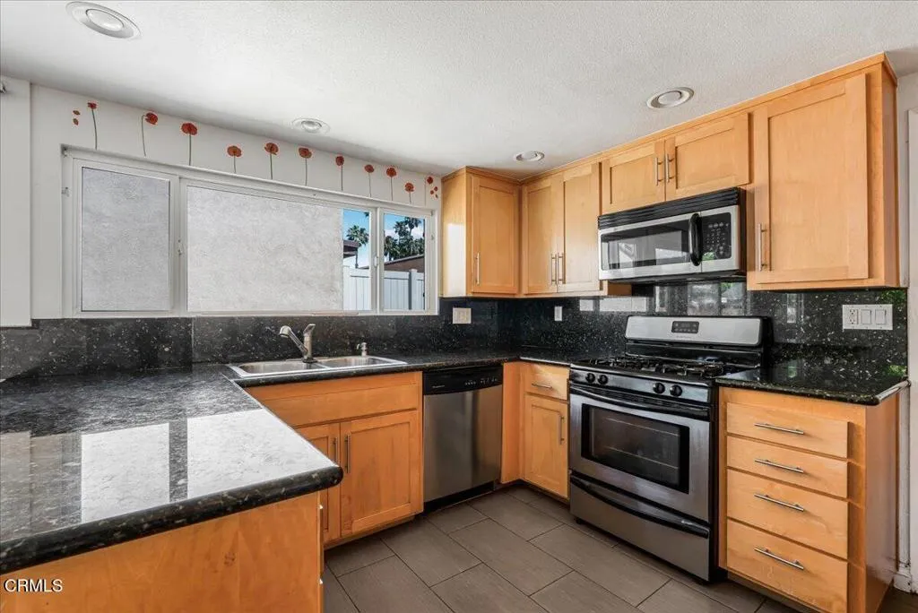 Additional image 12 of 3530 Isle Way, Oxnard, CA 93035