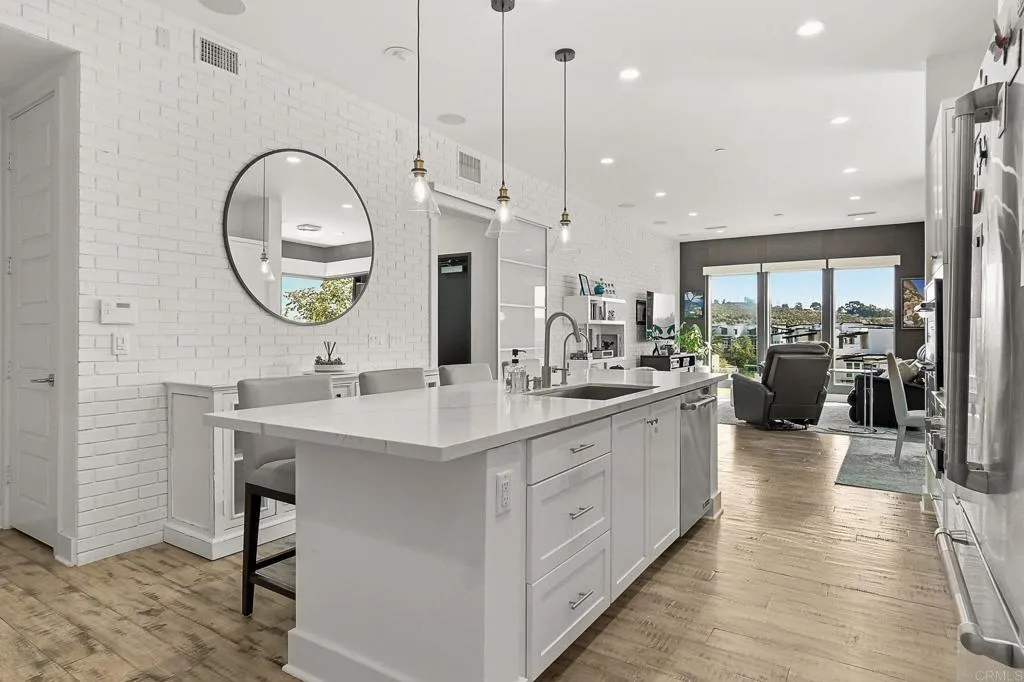 Additional image 5 of 8571 Aspect Dr, San Diego, CA 92108