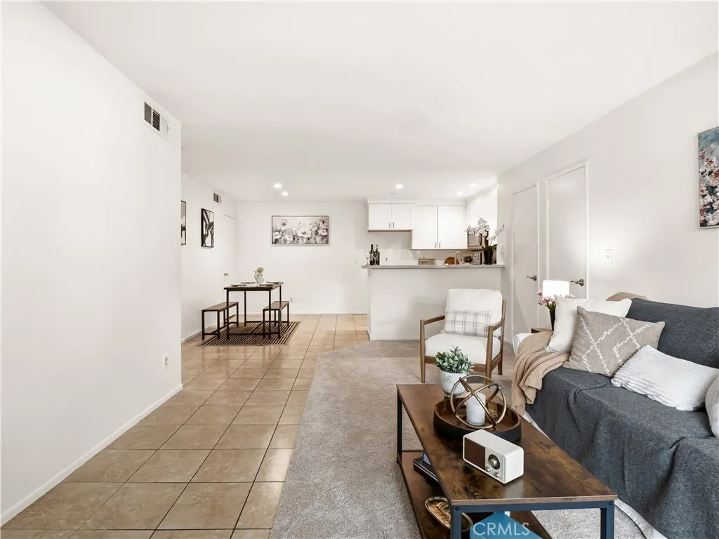 Additional image 8 of 25011 Peachland Avenue Unit 127, Newhall, CA 91321