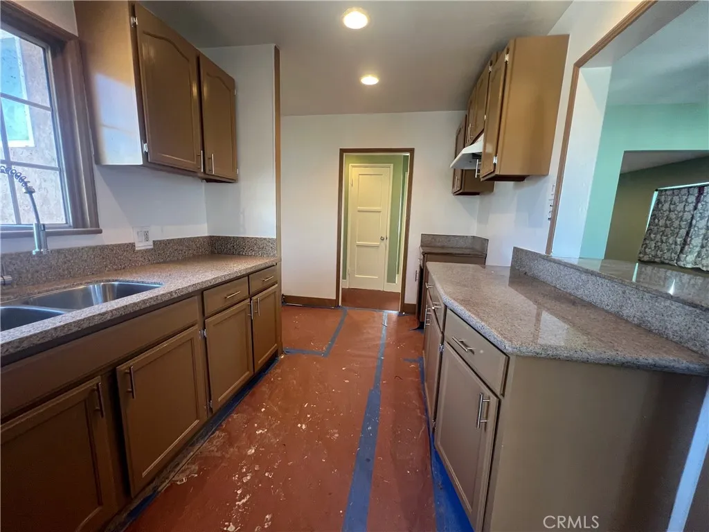 Additional image 27 of 822 S Chester Ave, Compton, CA 90221