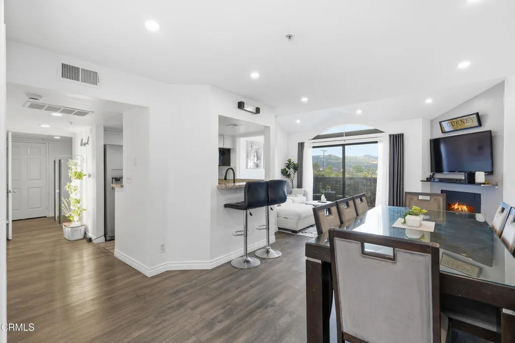 Additional image 38 of 450 W Dryden Street Unit 303, Glendale, CA 91202