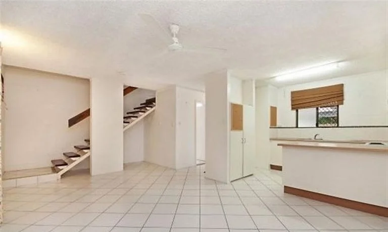 Additional image 3 of 4/30 Princes Road, Hyde Park QLD 4812