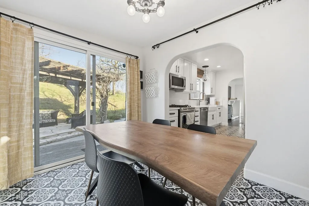 Additional image 11 of 16070 Baker Canyon Rd, Canyon Country, CA 91390