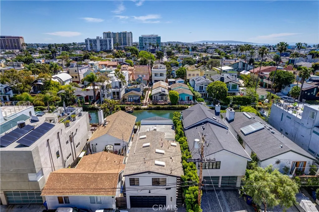 Additional image 101 of 223 Howland Canal Ct, Venice, CA 90291