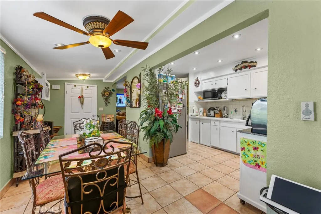 Additional image 44 of 3812 Middlebury St, Los Angeles, CA 90004