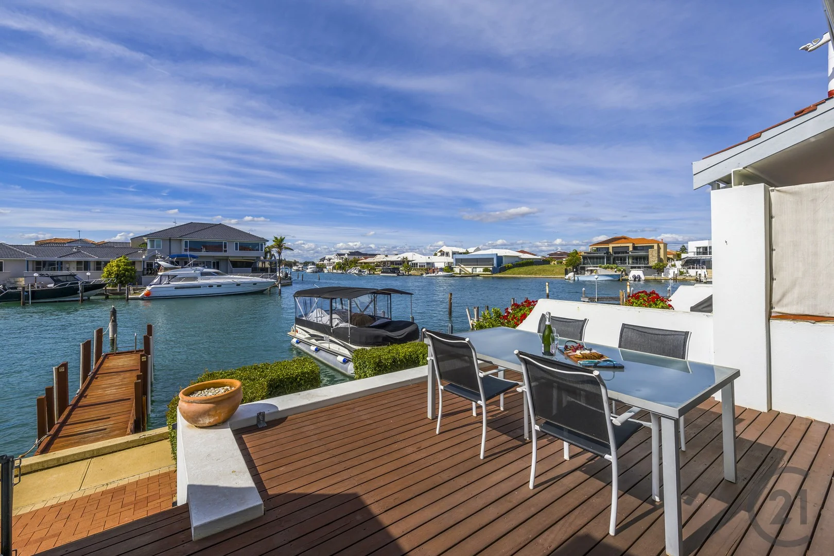 11/20 Baruna Court, Halls Head WA 6210