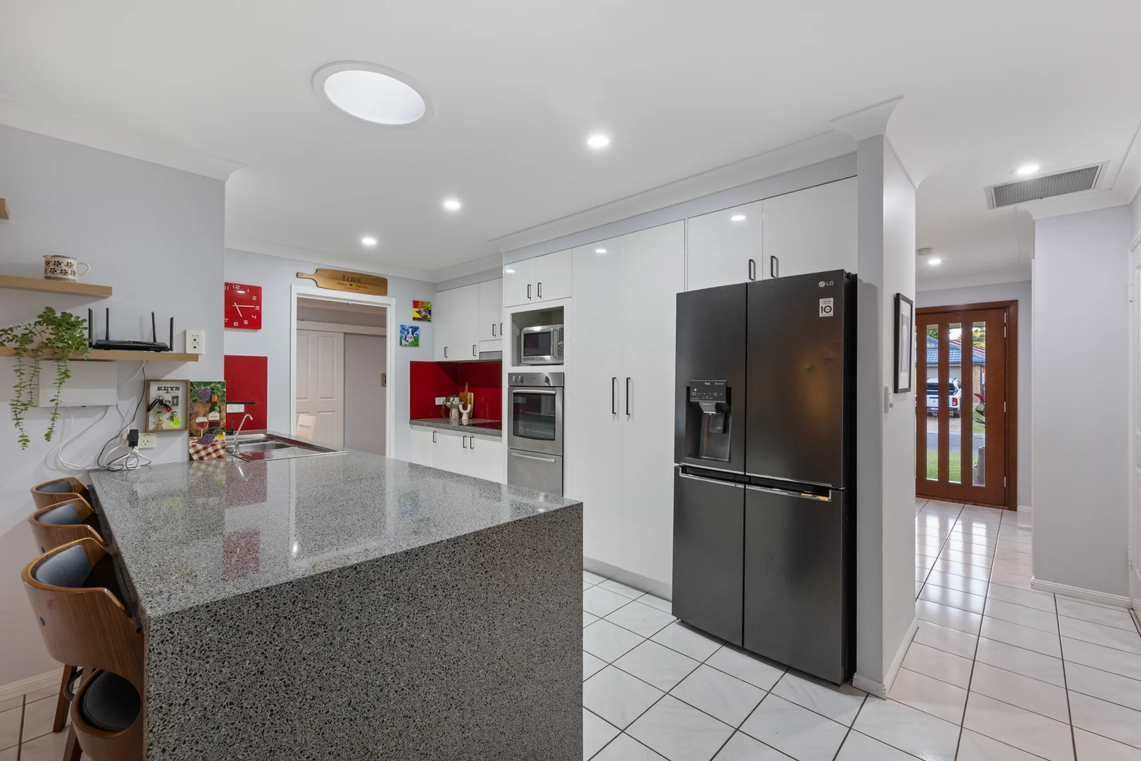 Additional image 8 of 11 Carisbrooke Court, Birkdale QLD 4159