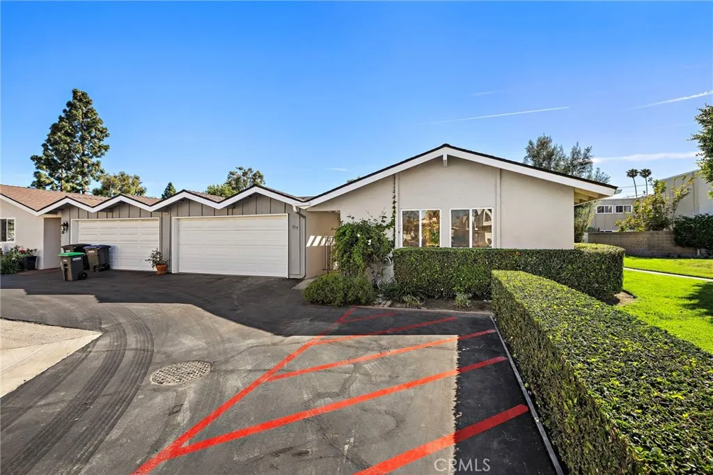 Additional image 32 of 359 Ravello Lane, Costa Mesa, CA 92627