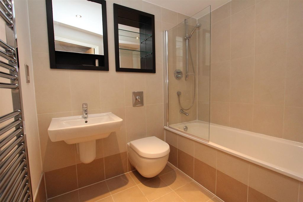 Additional image 8 of 1 bed flat to rentCartier House, Leeds Dock LS10