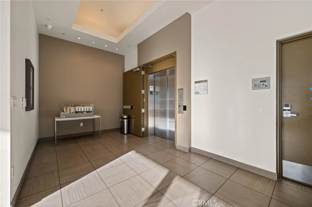 Additional image 64 of 238 S Arroyo Parkway Unit 401, Pasadena, CA 91105