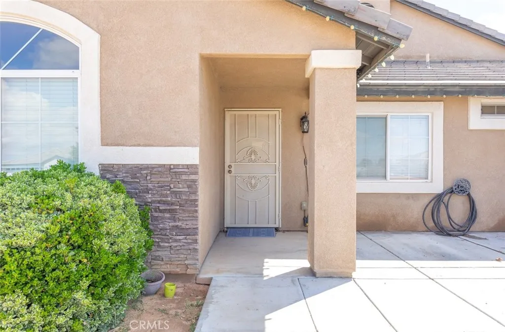 Additional image 8 of 14193 Fresian Ave, Apple Valley, CA 92307